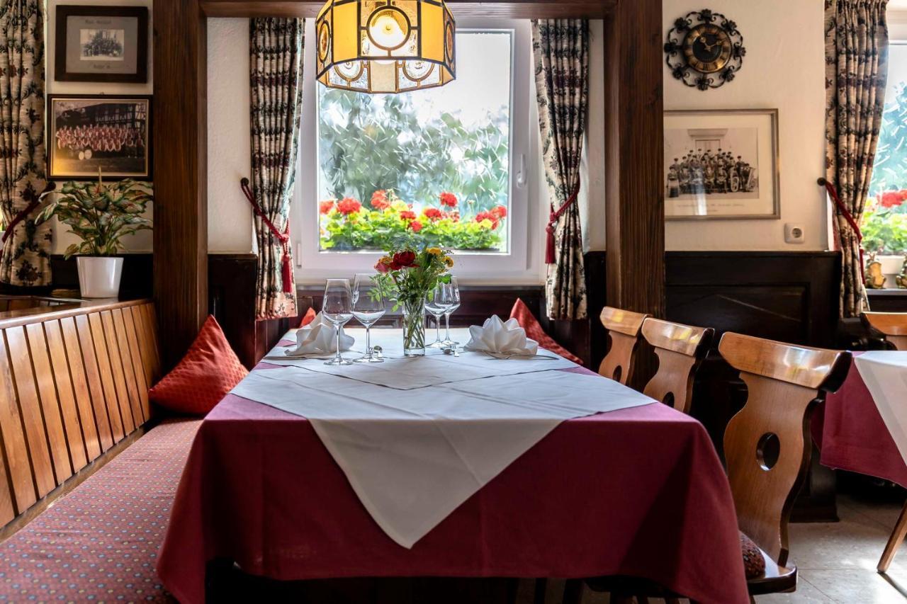 וואלדקירץ' Hotel & Gasthaus Loewen מראה חיצוני תמונה