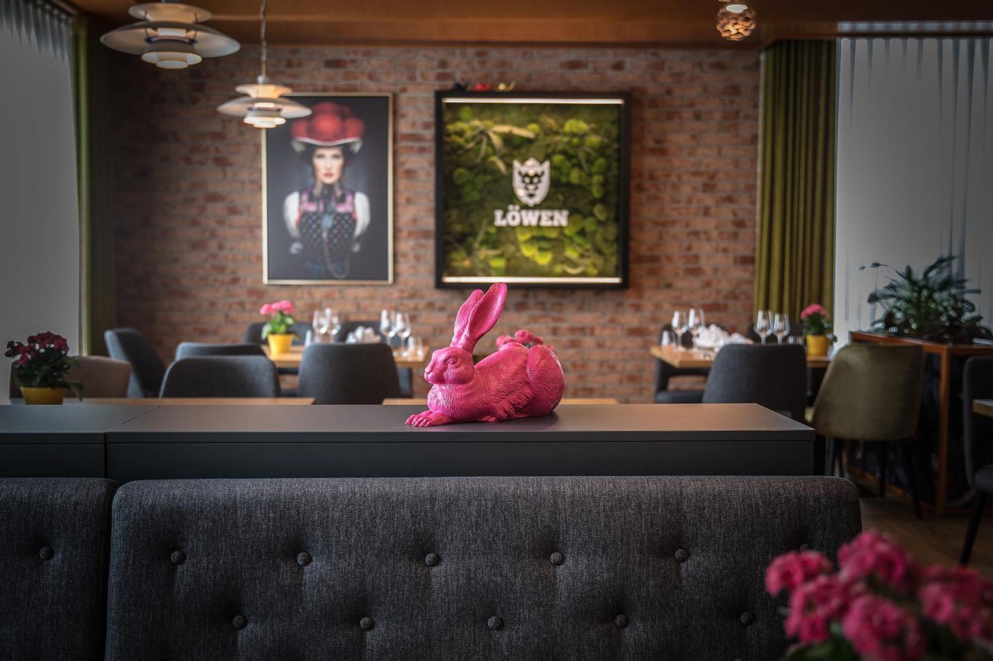 וואלדקירץ' Hotel & Gasthaus Loewen מראה חיצוני תמונה