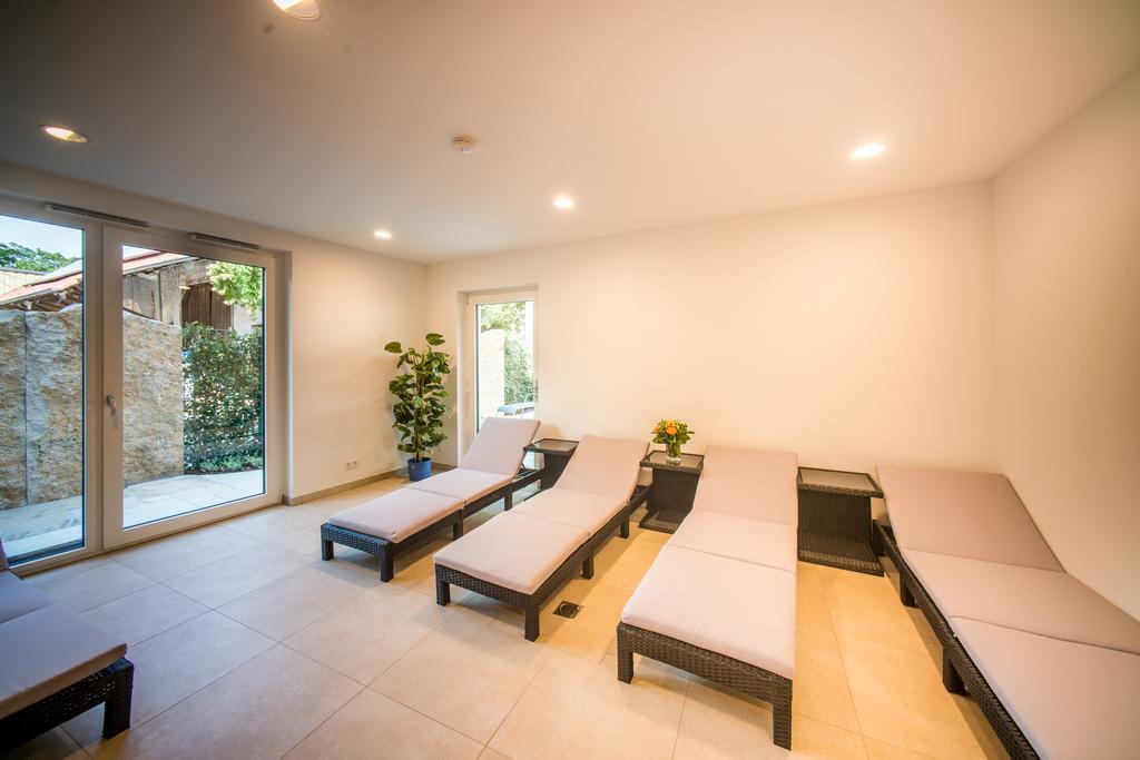 וואלדקירץ' Hotel & Gasthaus Loewen מראה חיצוני תמונה